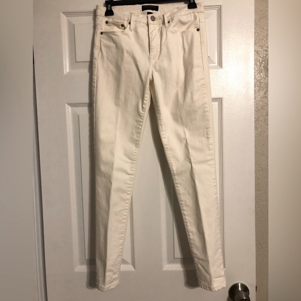 Banana Republic- White Sculpt Skinny Jeans Size 26/2 - Stretch Mid-high rise EUC
